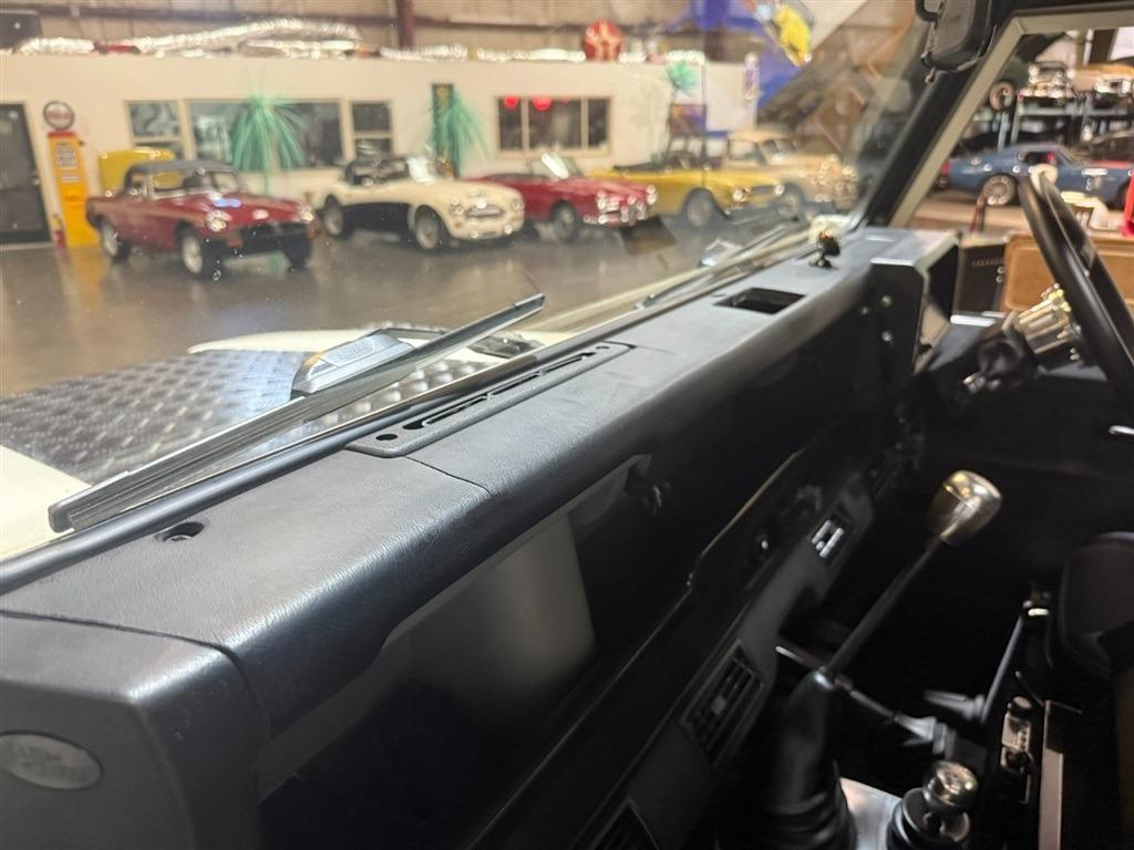 1990 Land Rover Defender 110