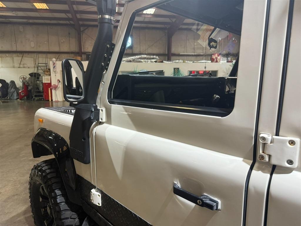 1990 Land Rover Defender 110
