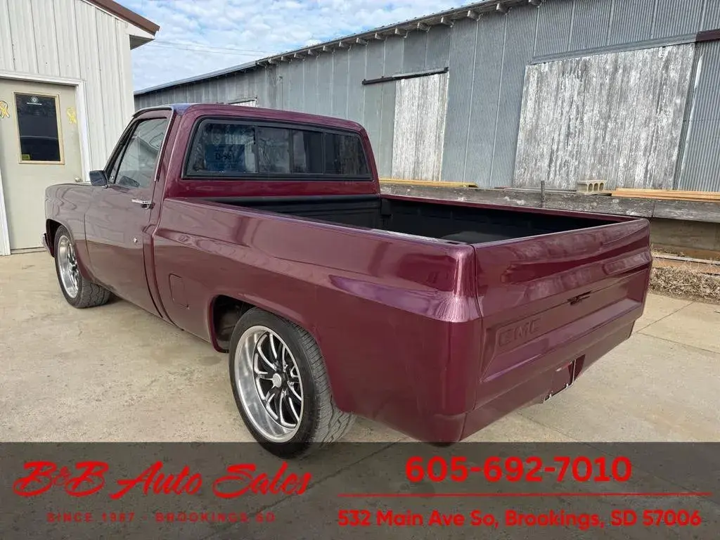 1982 GMC C1500 Shortbox - 4