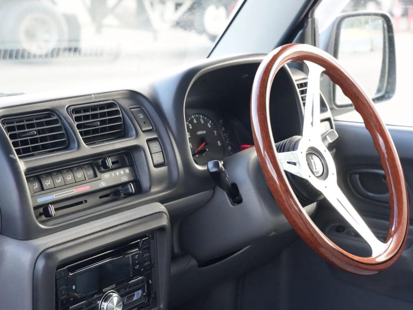1998 Suzuki Jimny Wide - 5