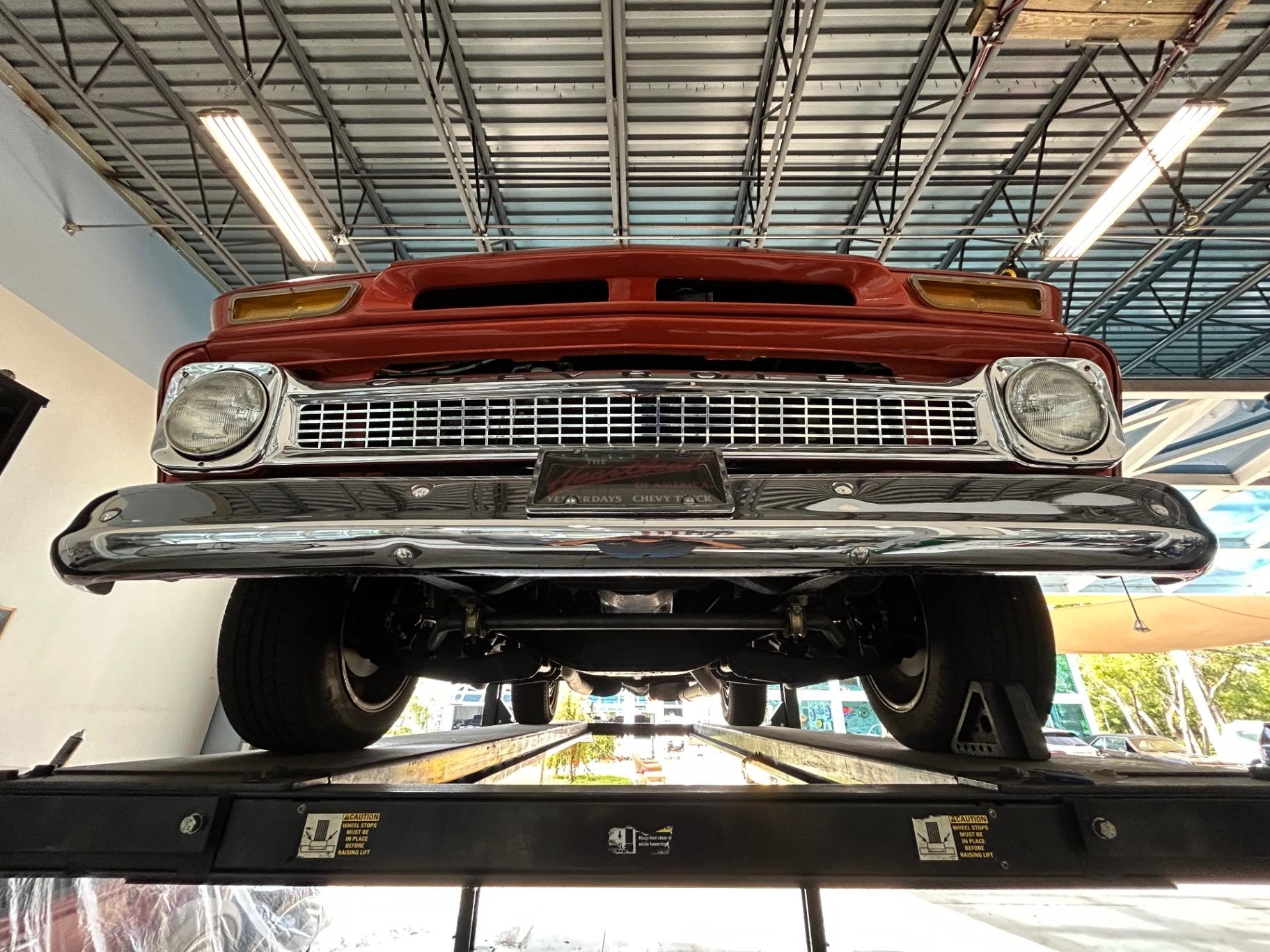 Custom 1965 Chevrolet C10 Pickup