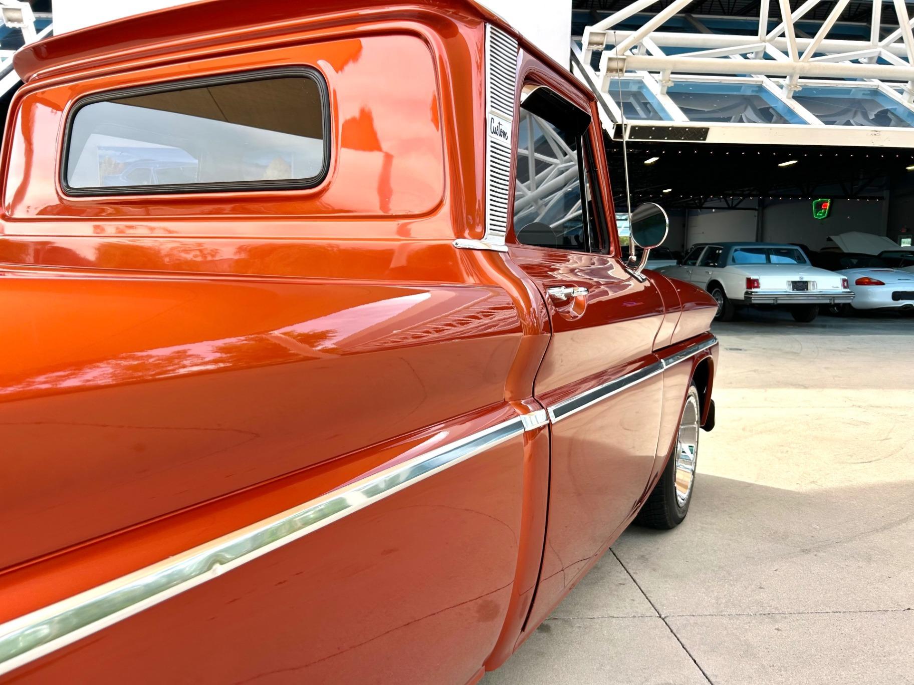 Custom 1965 Chevrolet C10 Pickup