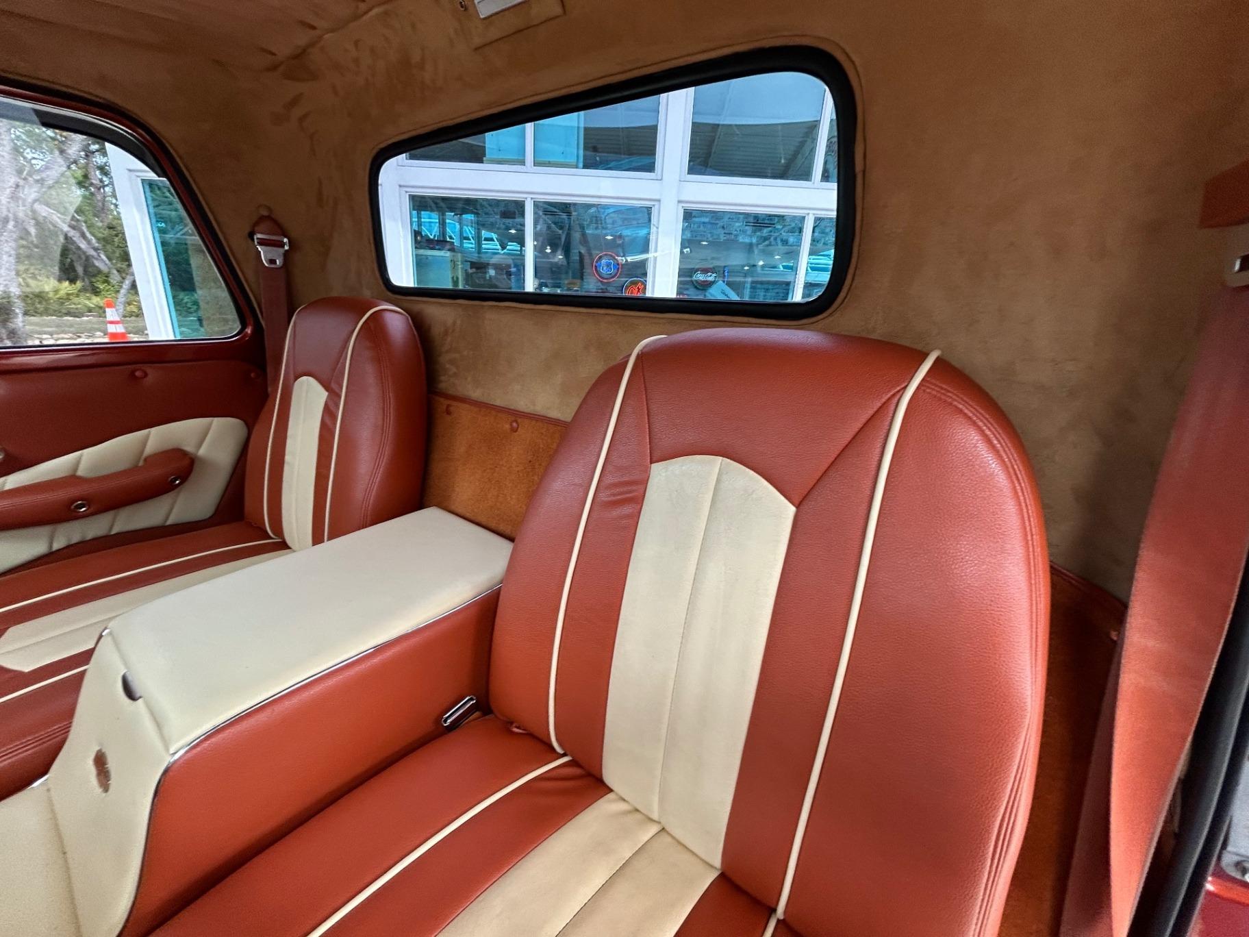 Custom 1965 Chevrolet C10 Pickup