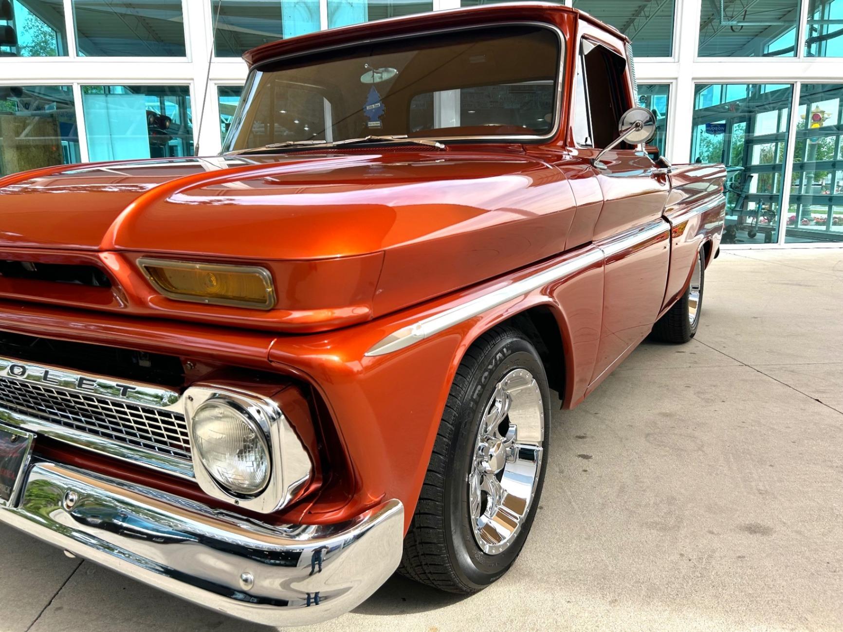Custom 1965 Chevrolet C10 Pickup