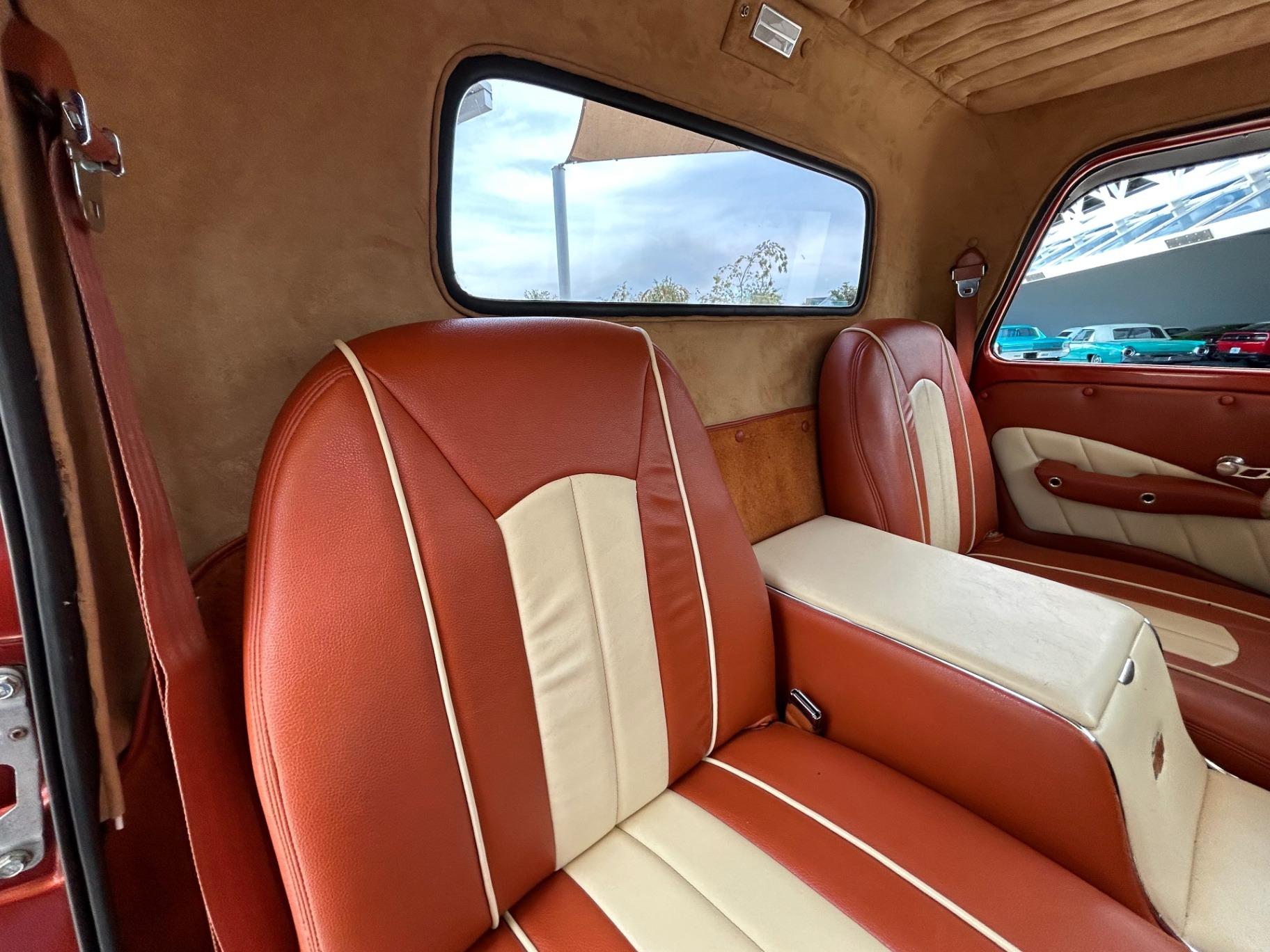 Custom 1965 Chevrolet C10 Pickup