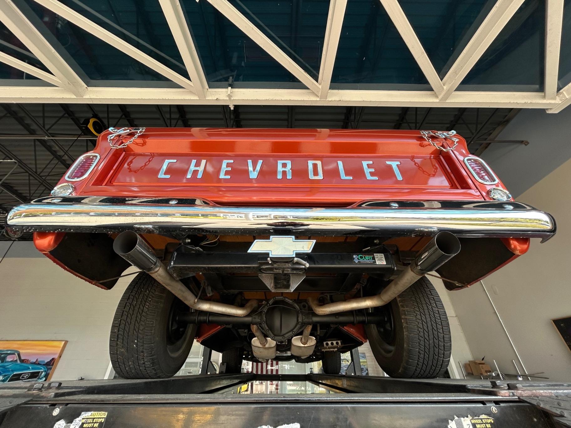 Custom 1965 Chevrolet C10 Pickup