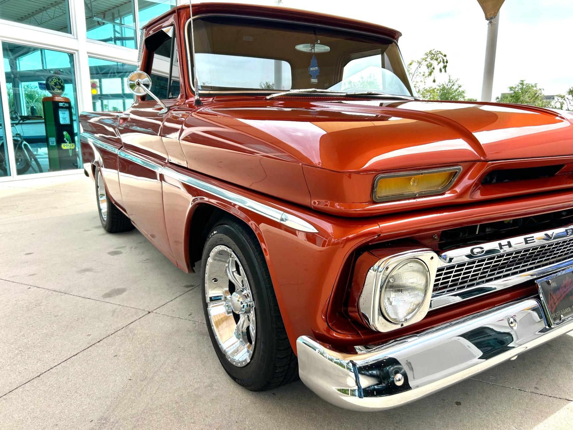 Custom 1965 Chevrolet C10 Pickup