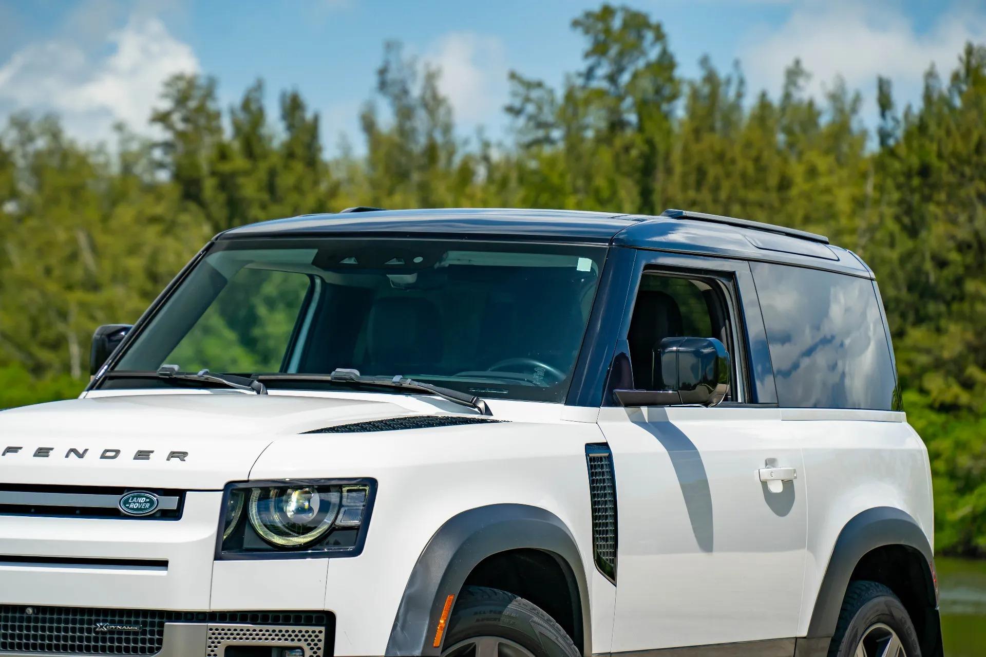 2023 Land Rover Defender 90 X-Dynamic SE