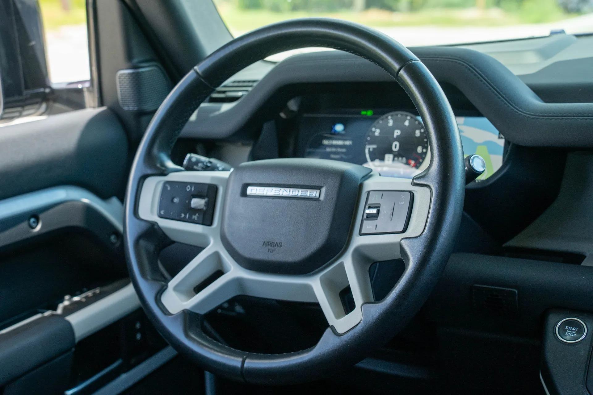 2023 Land Rover Defender 90 X-Dynamic SE