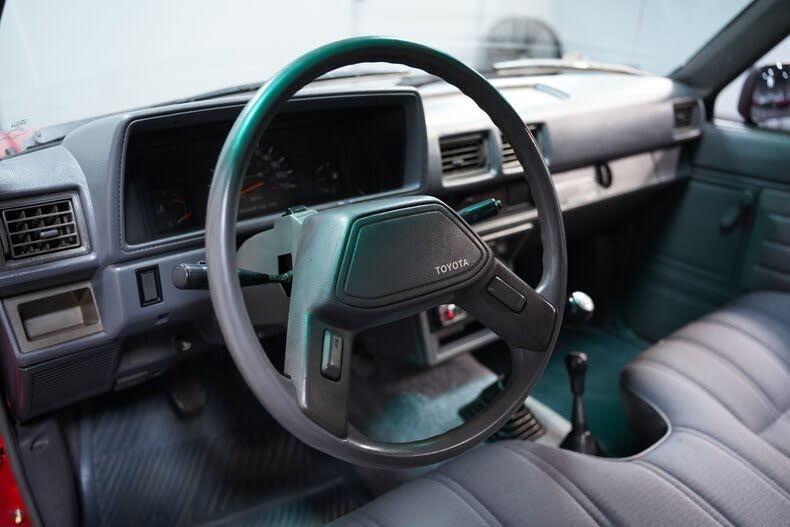 1988 Toyota Pickup SR5