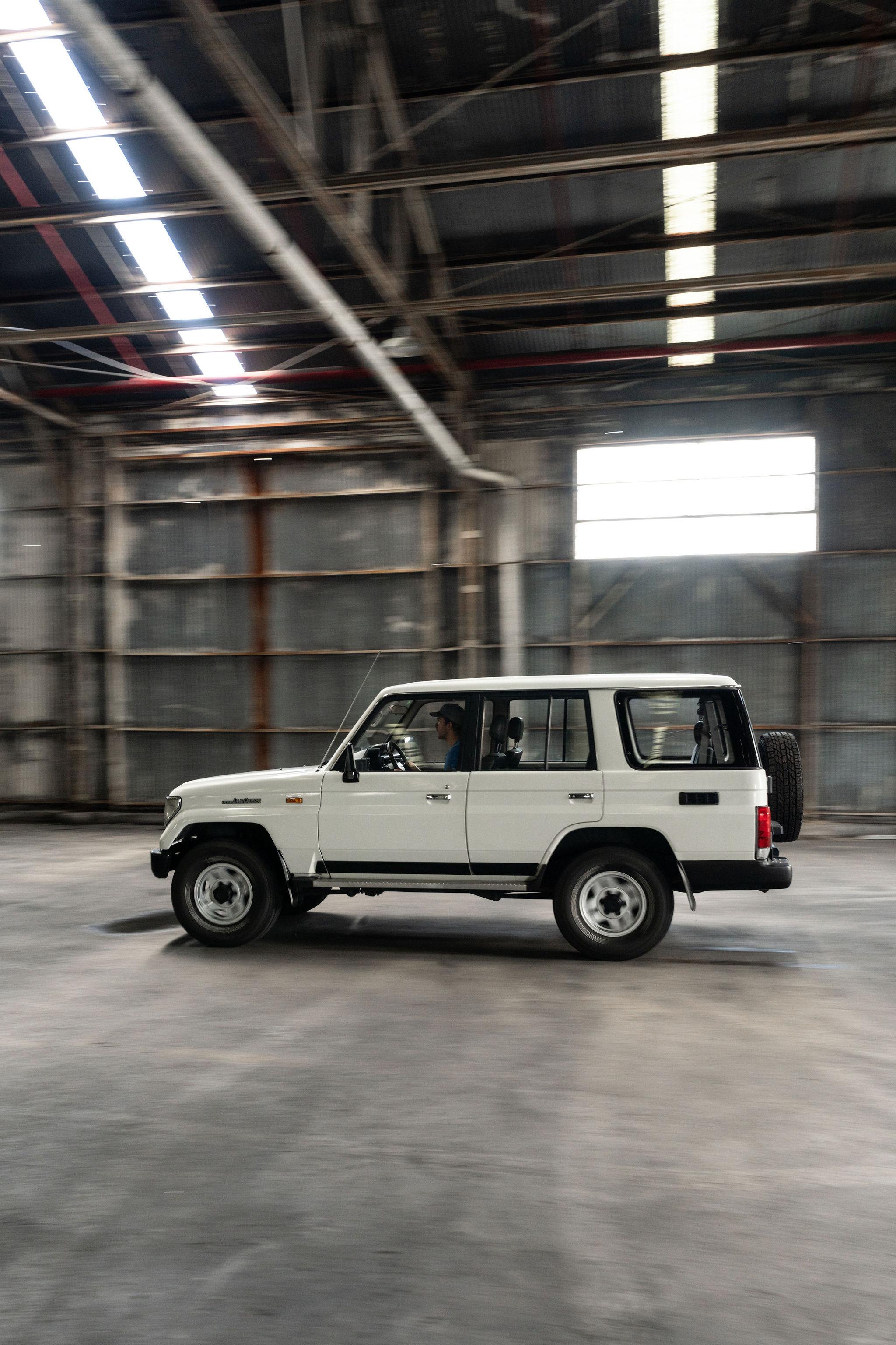 1991 Toyota Land Cruiser LJ77 LX
