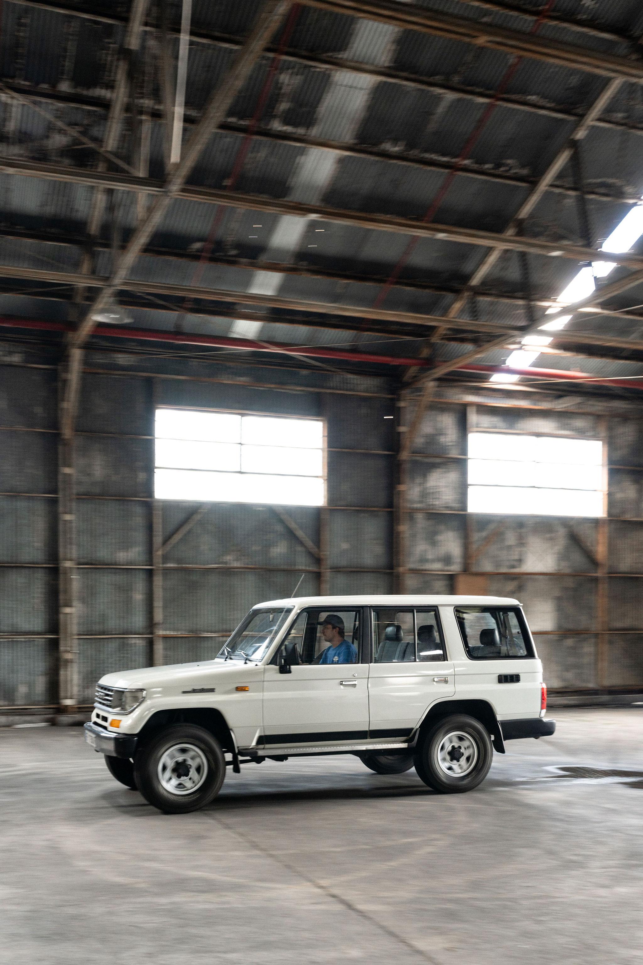 1991 Toyota Land Cruiser LJ77 LX