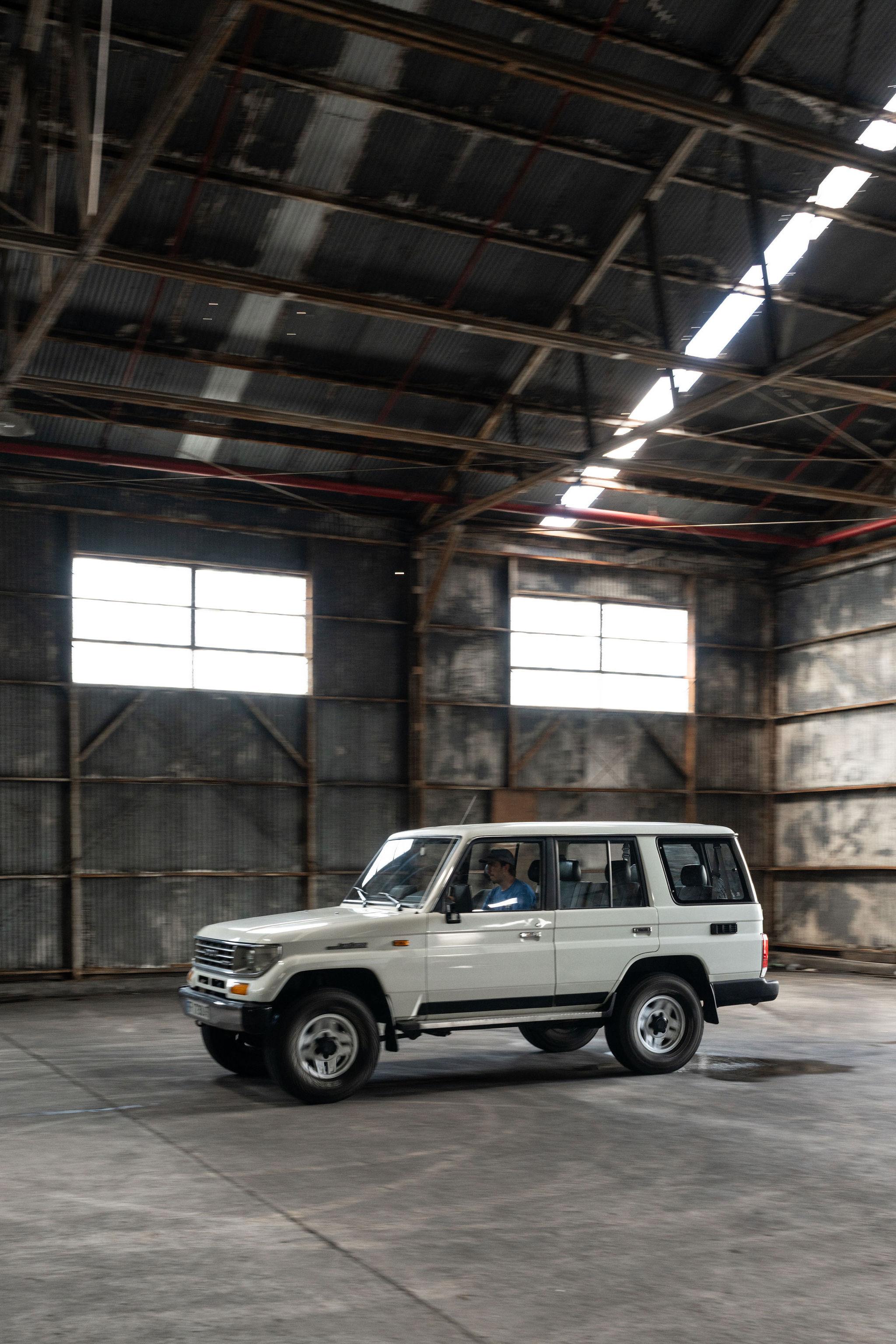 1991 Toyota Land Cruiser LJ77 LX