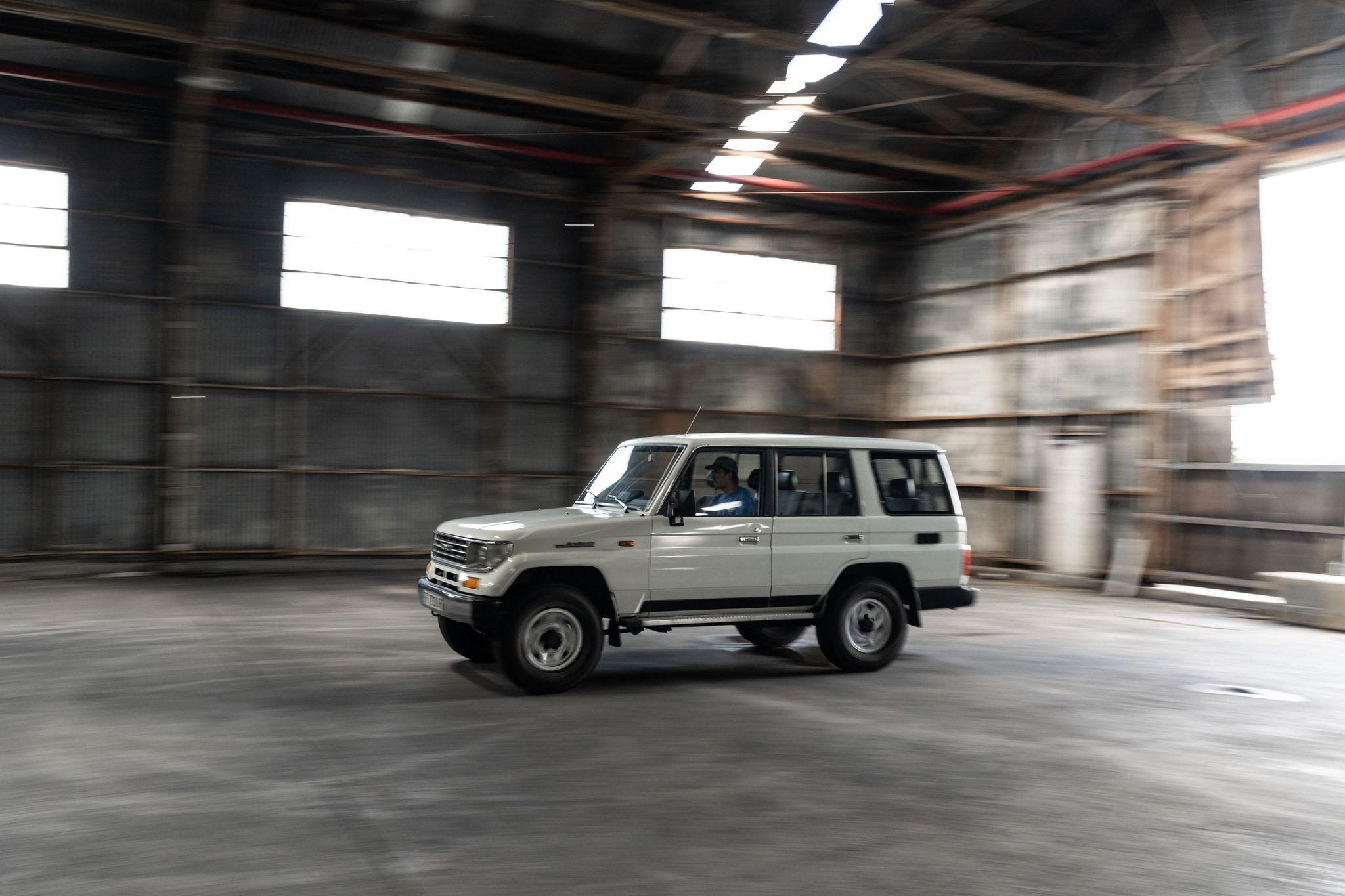 1991 Toyota Land Cruiser LJ77 LX
