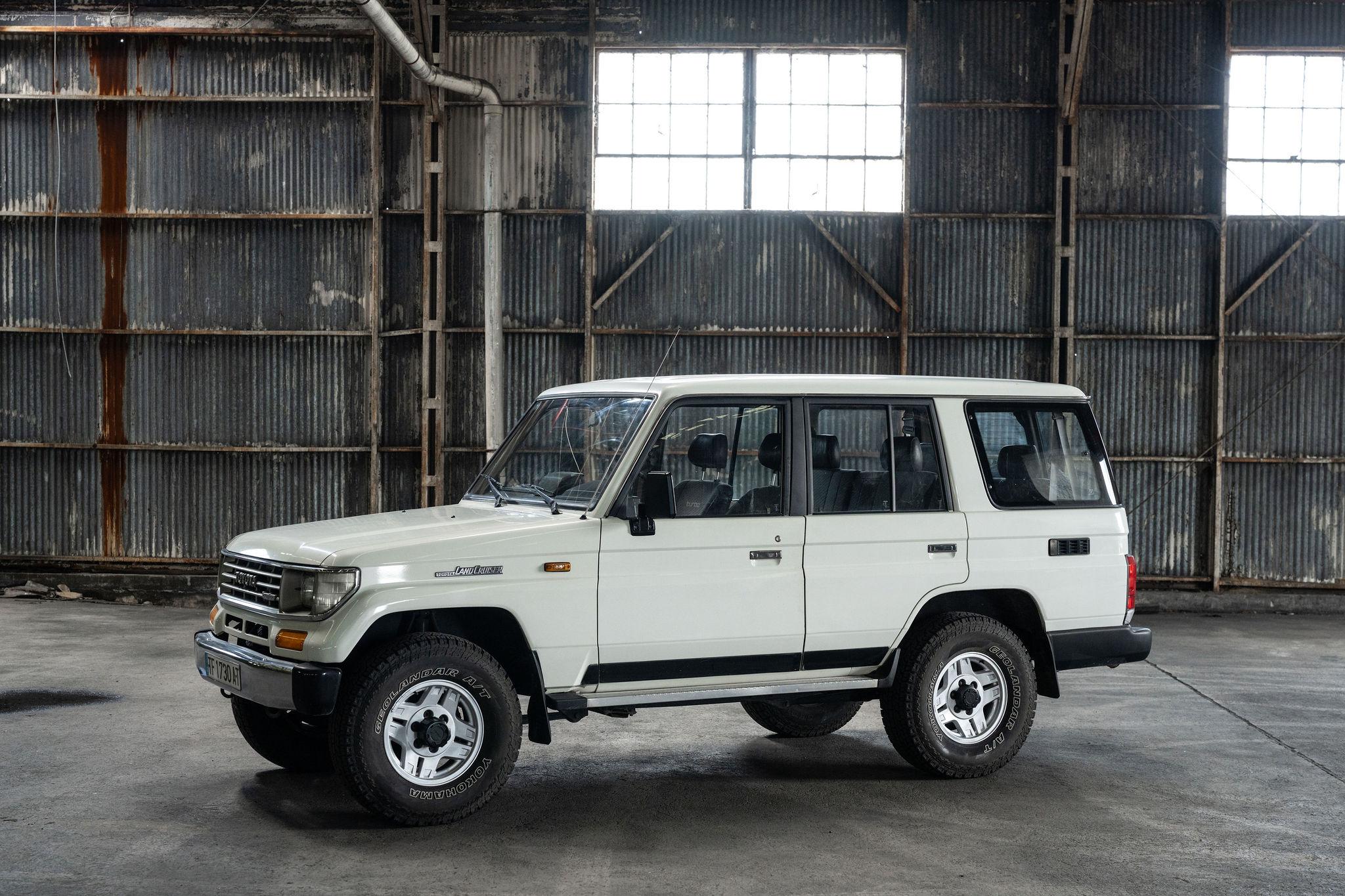 1991 Toyota Land Cruiser LJ77 LX