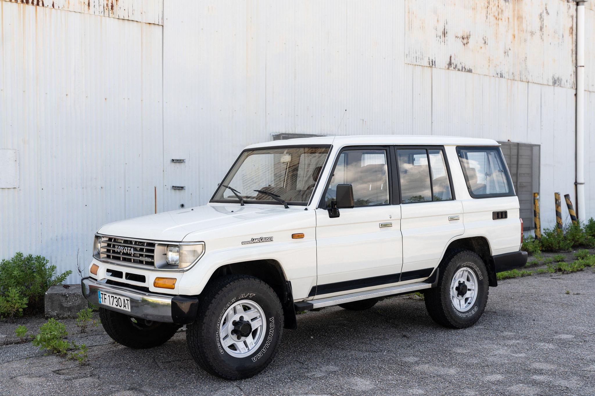 1991 Toyota Land Cruiser LJ77 LX