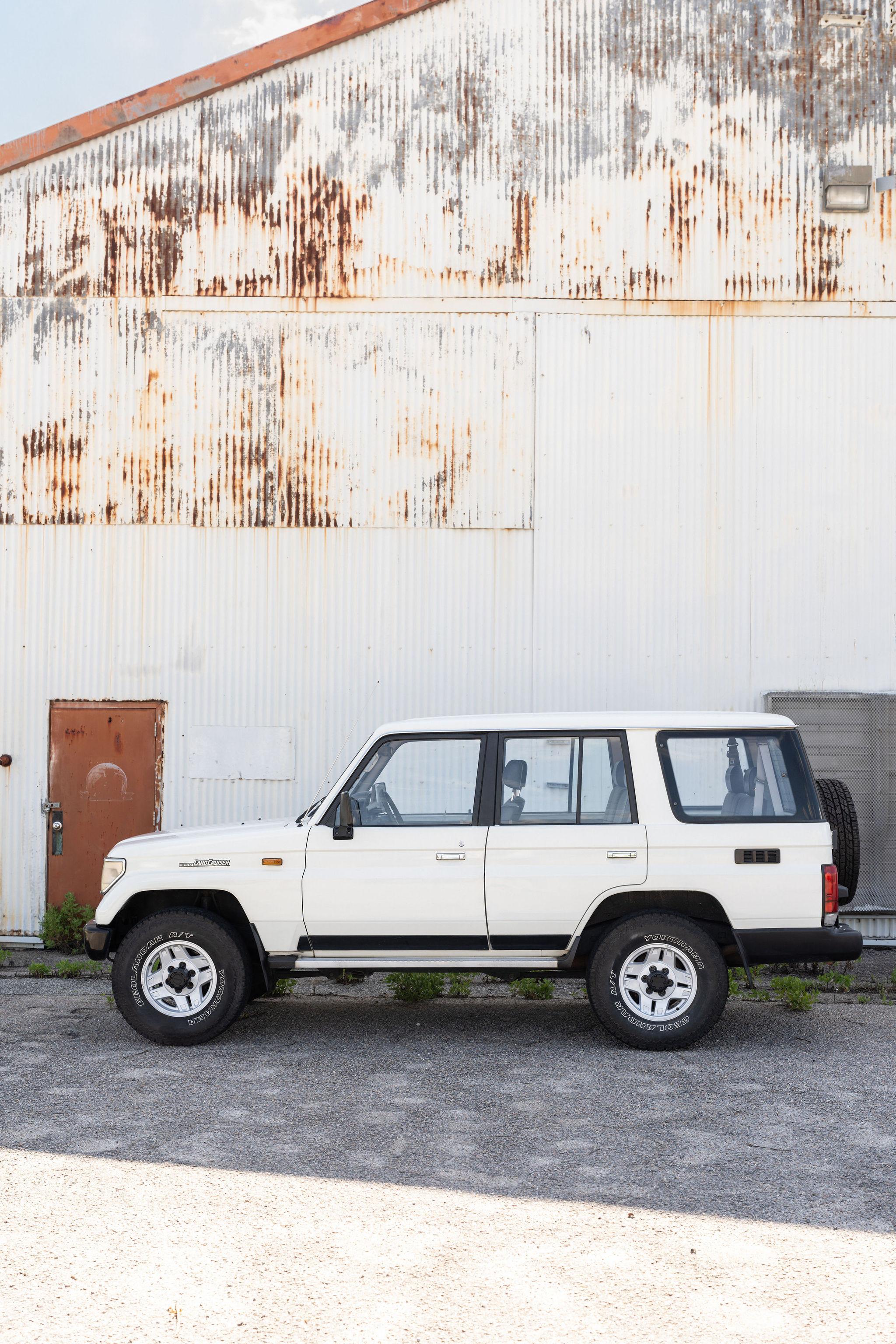 1991 Toyota Land Cruiser LJ77 LX