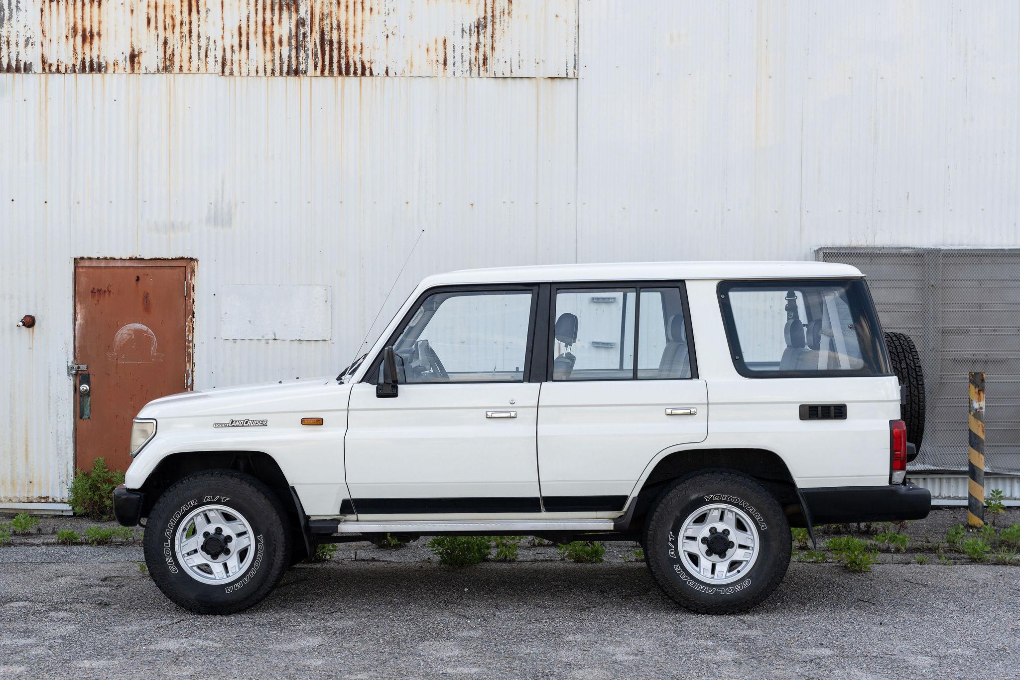 1991 Toyota Land Cruiser LJ77 LX