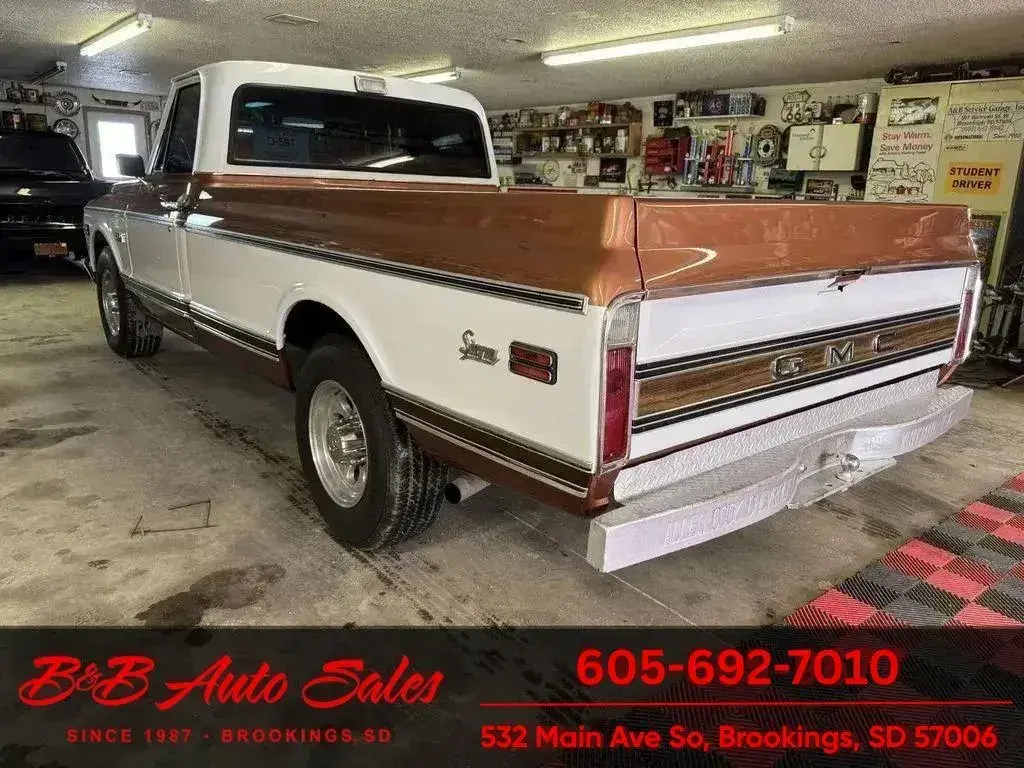 1972 GMC C2500 Sierra Grande - 2