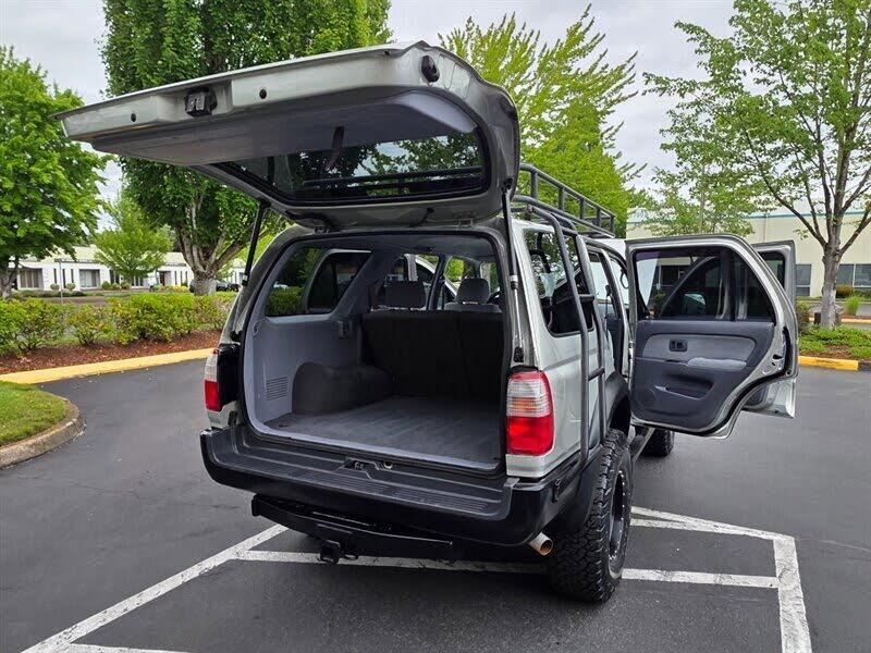 1999 Toyota 4Runner SR5