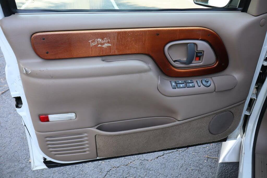 1999 GMC Suburban 1500 SL