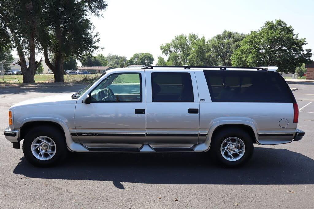 1999 GMC Suburban 1500 SL