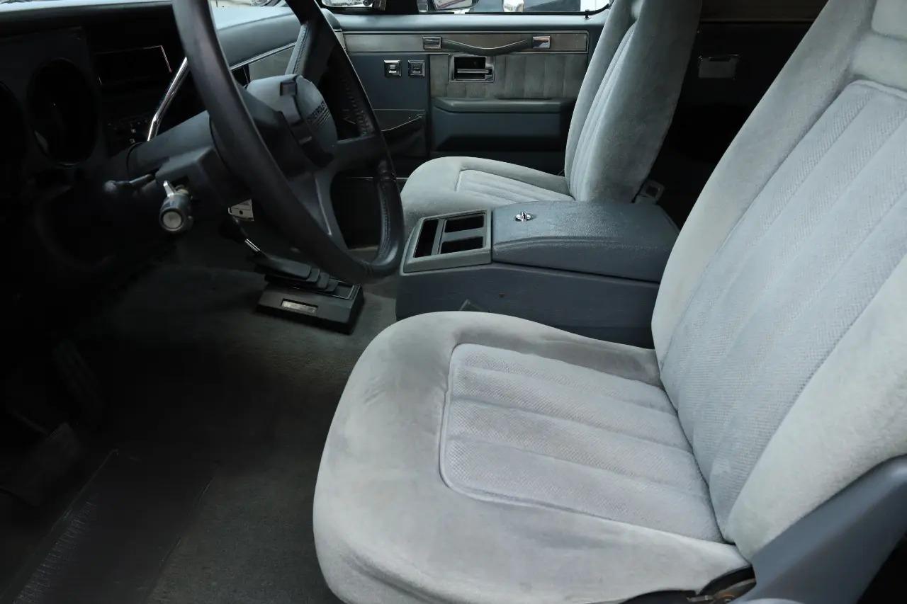 1990 Chevrolet K5 Blazer - 5