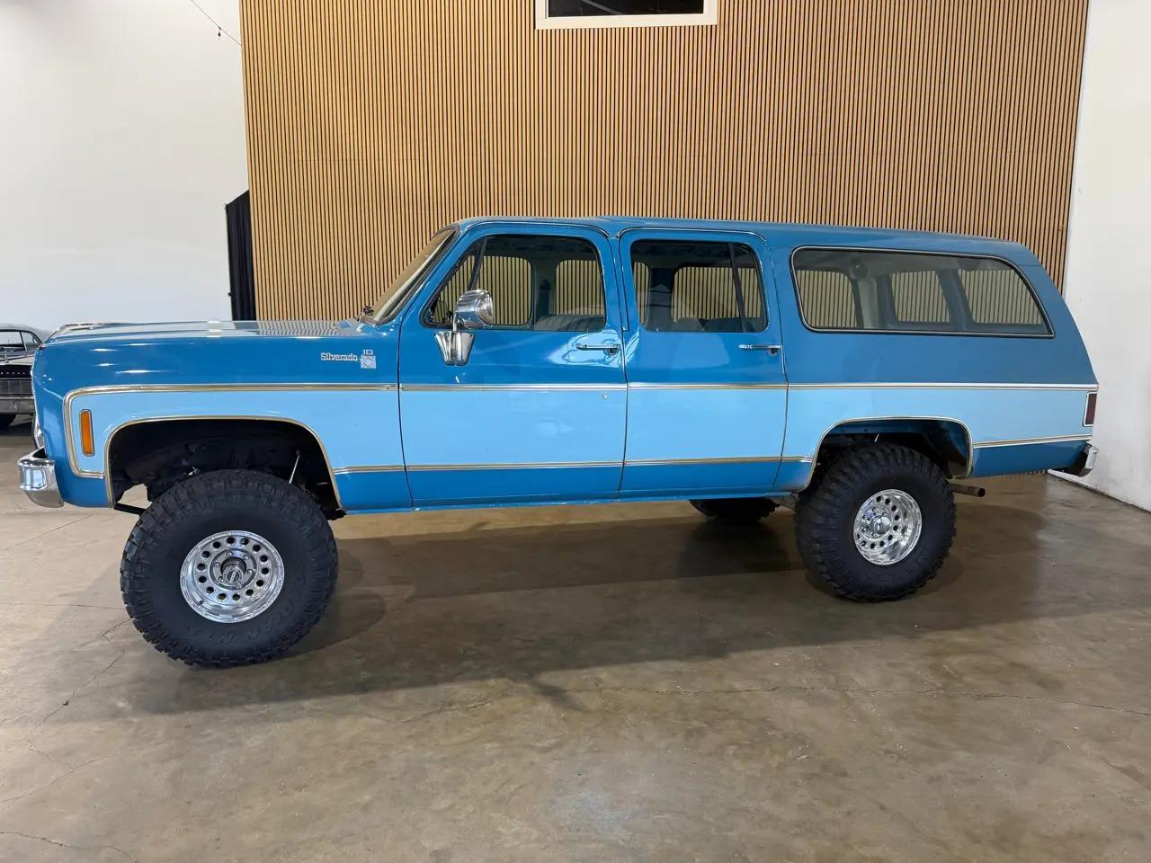 1977 Chevrolet K10 Suburban