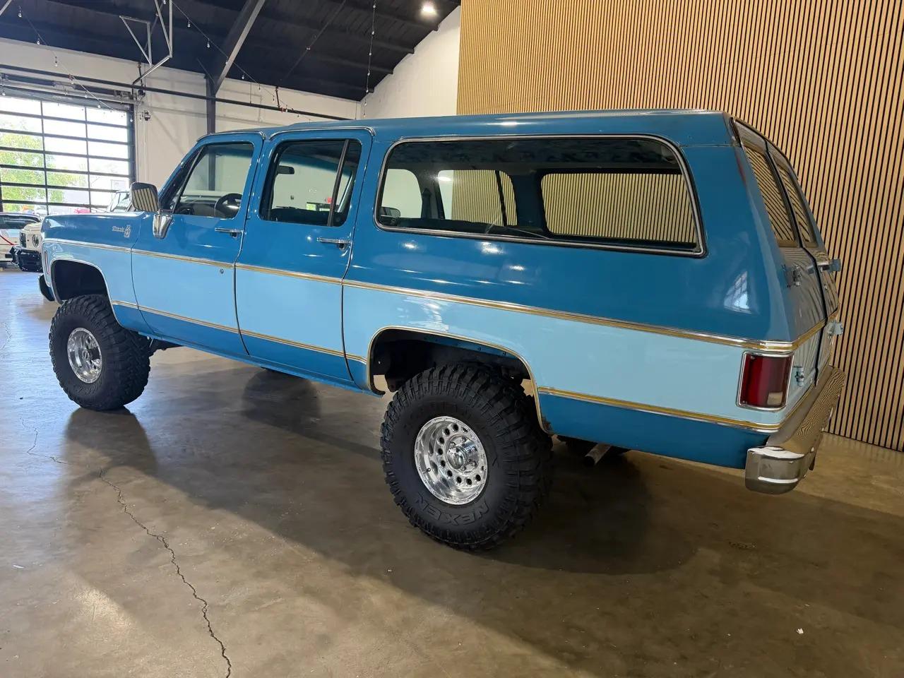 1977 Chevrolet K10 Suburban - 4