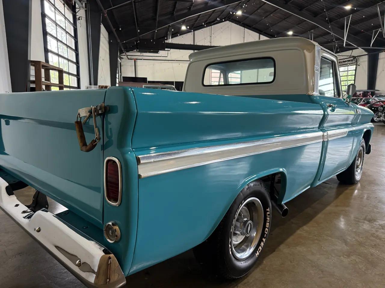 1965 Chevrolet C10 Custom - 4