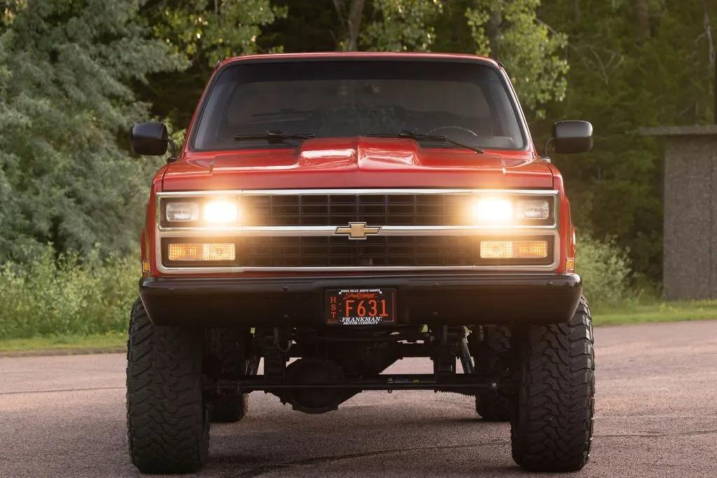 1987 Chevrolet V10 Silverado - 3
