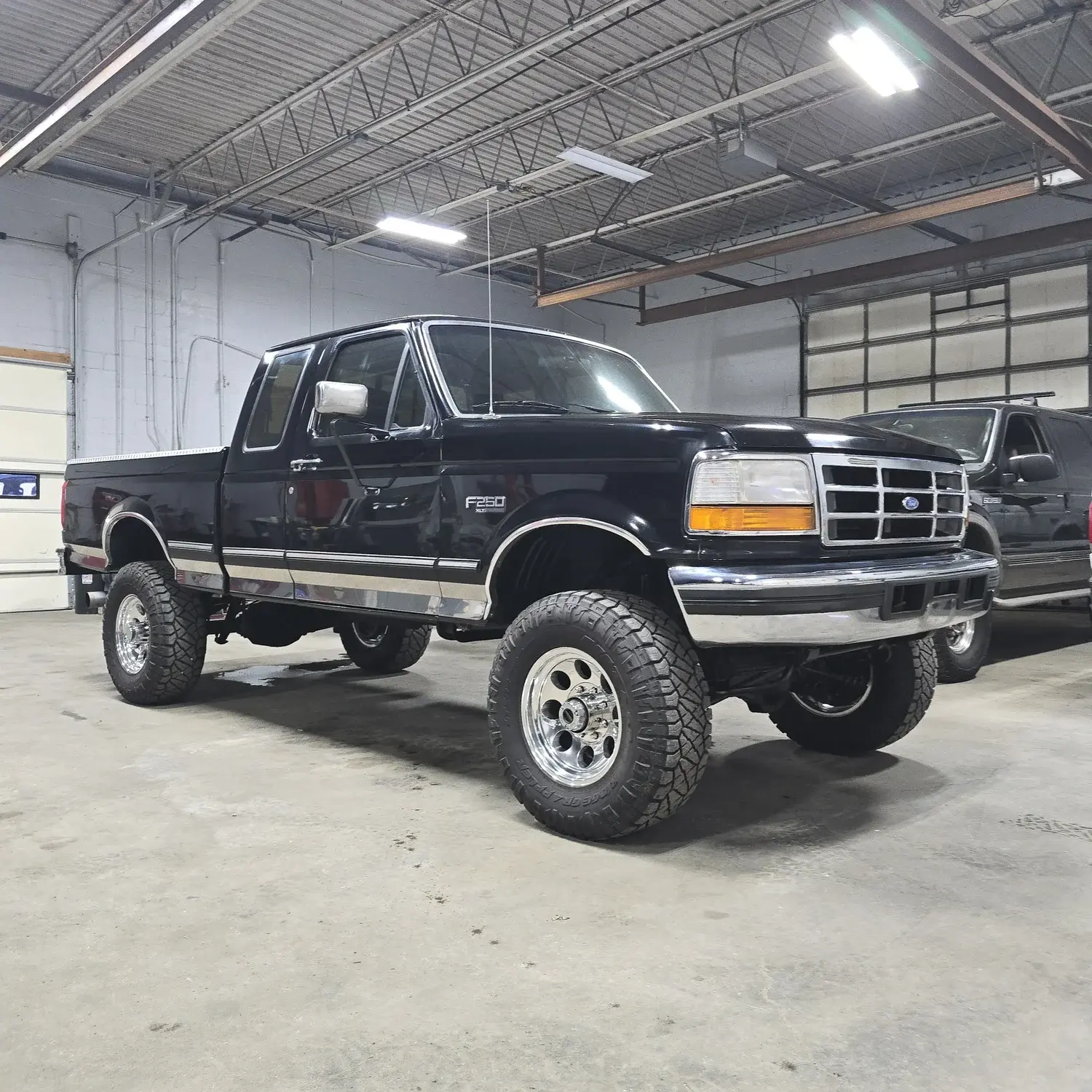 1996 Ford F-250 XLT - 4