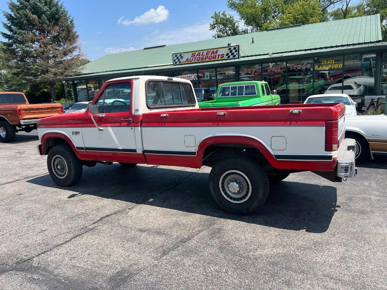 1986 Ford F-250 Lariat - 5
