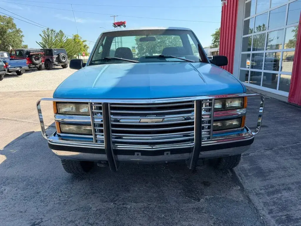 58k-Mile 1995 Chevrolet K2500 Regular Cab - 4