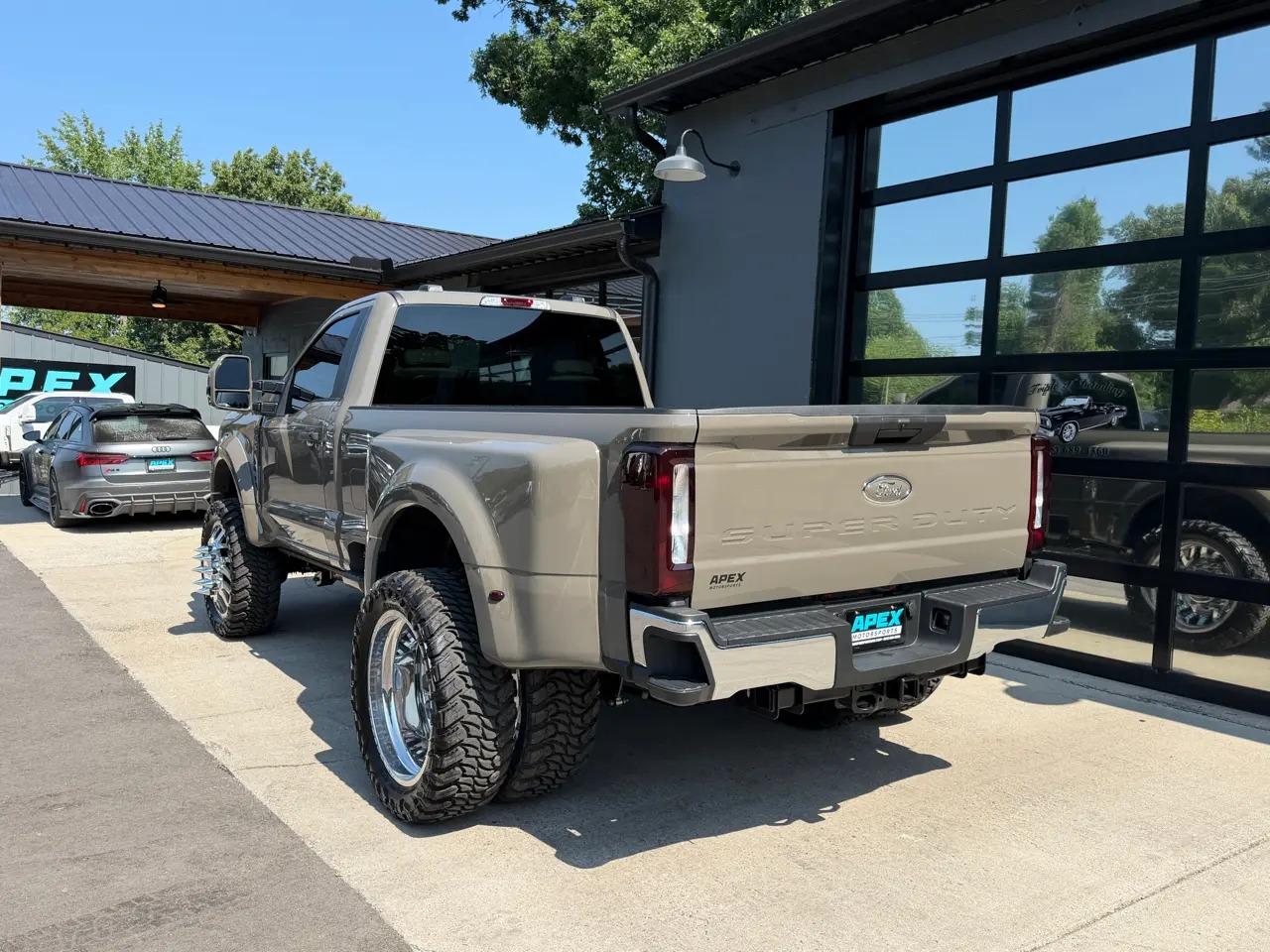 2026 Ford F-450 Super Duty - 3