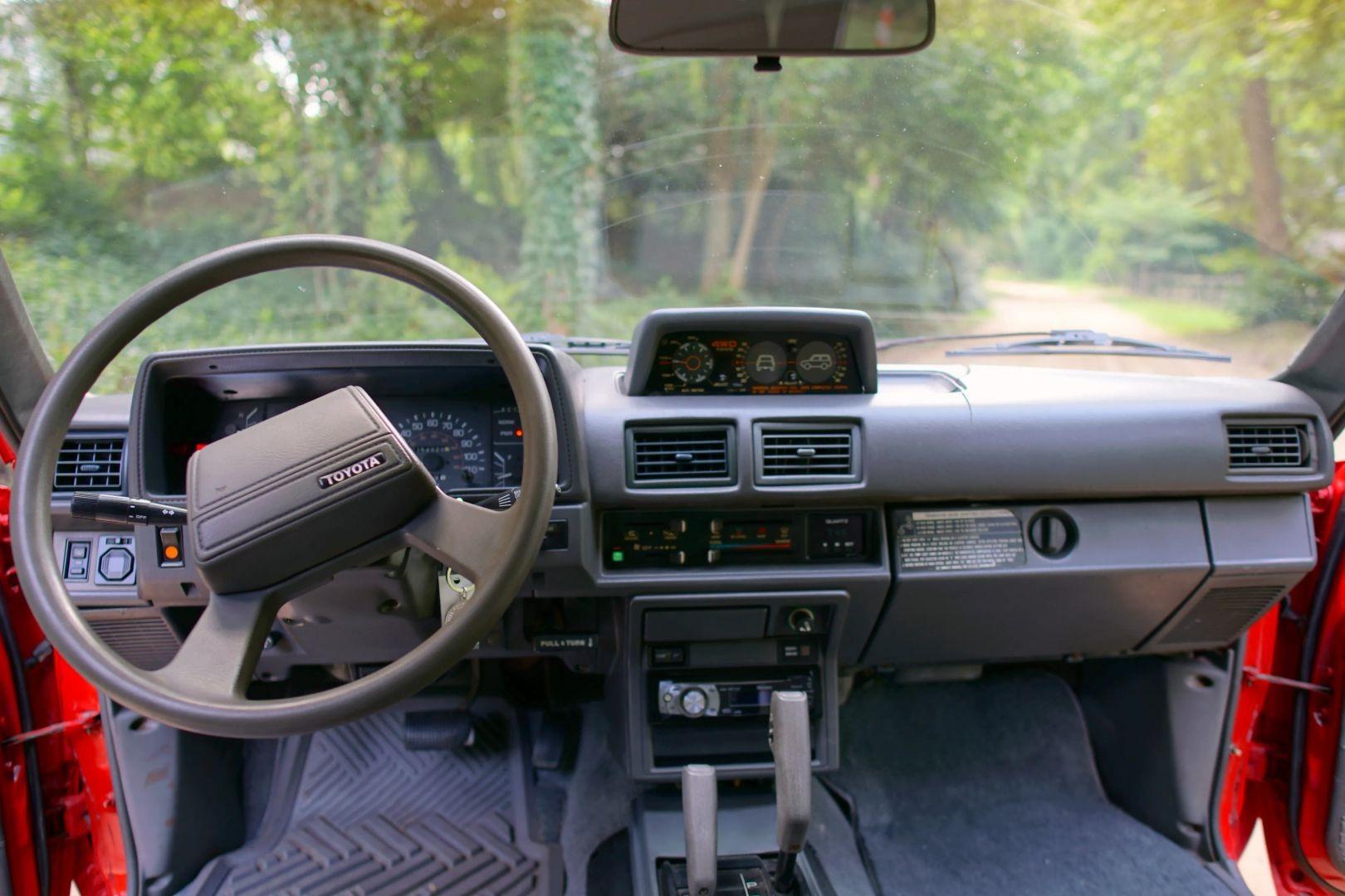 1986 Toyota 4Runner DLX