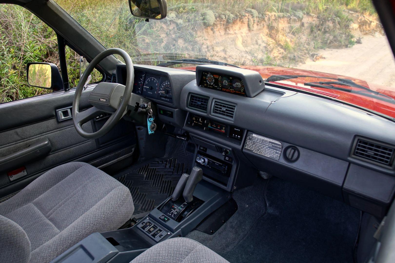 1986 Toyota 4Runner DLX