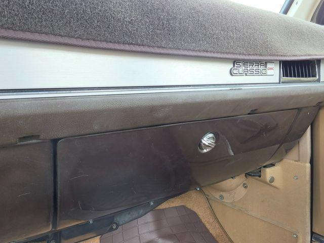 1987 GMC R1500 Sierra Classic