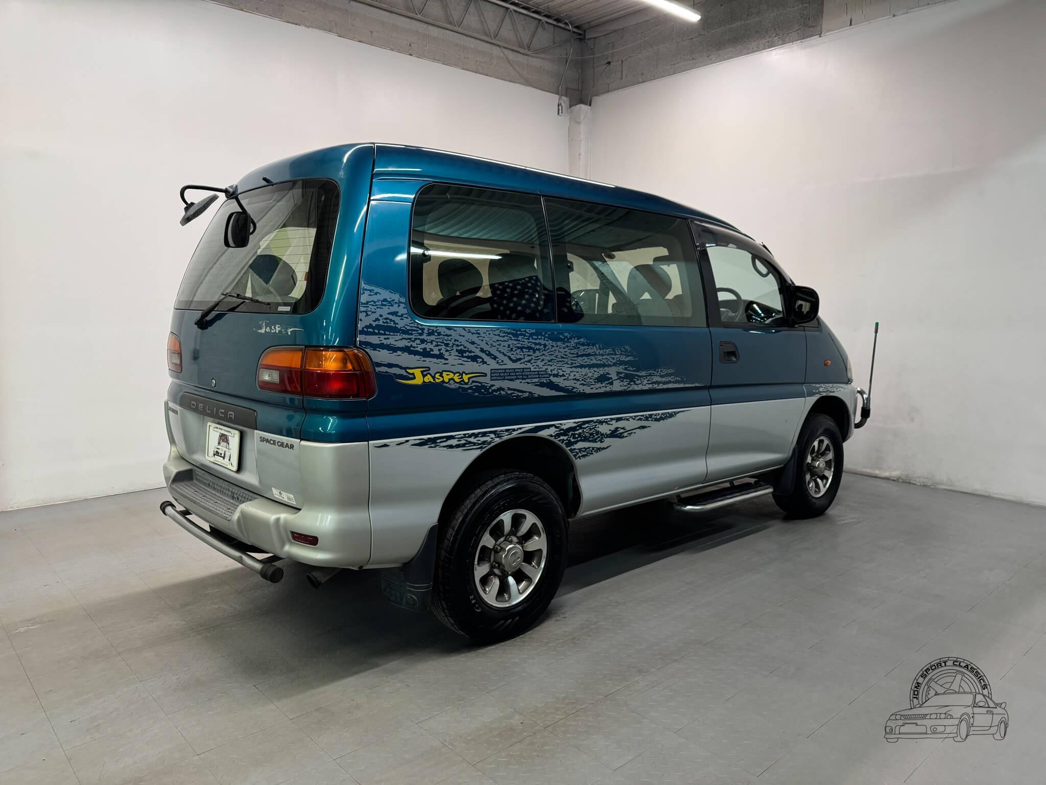 1997 Mitsubishi Delica Jasper Edition