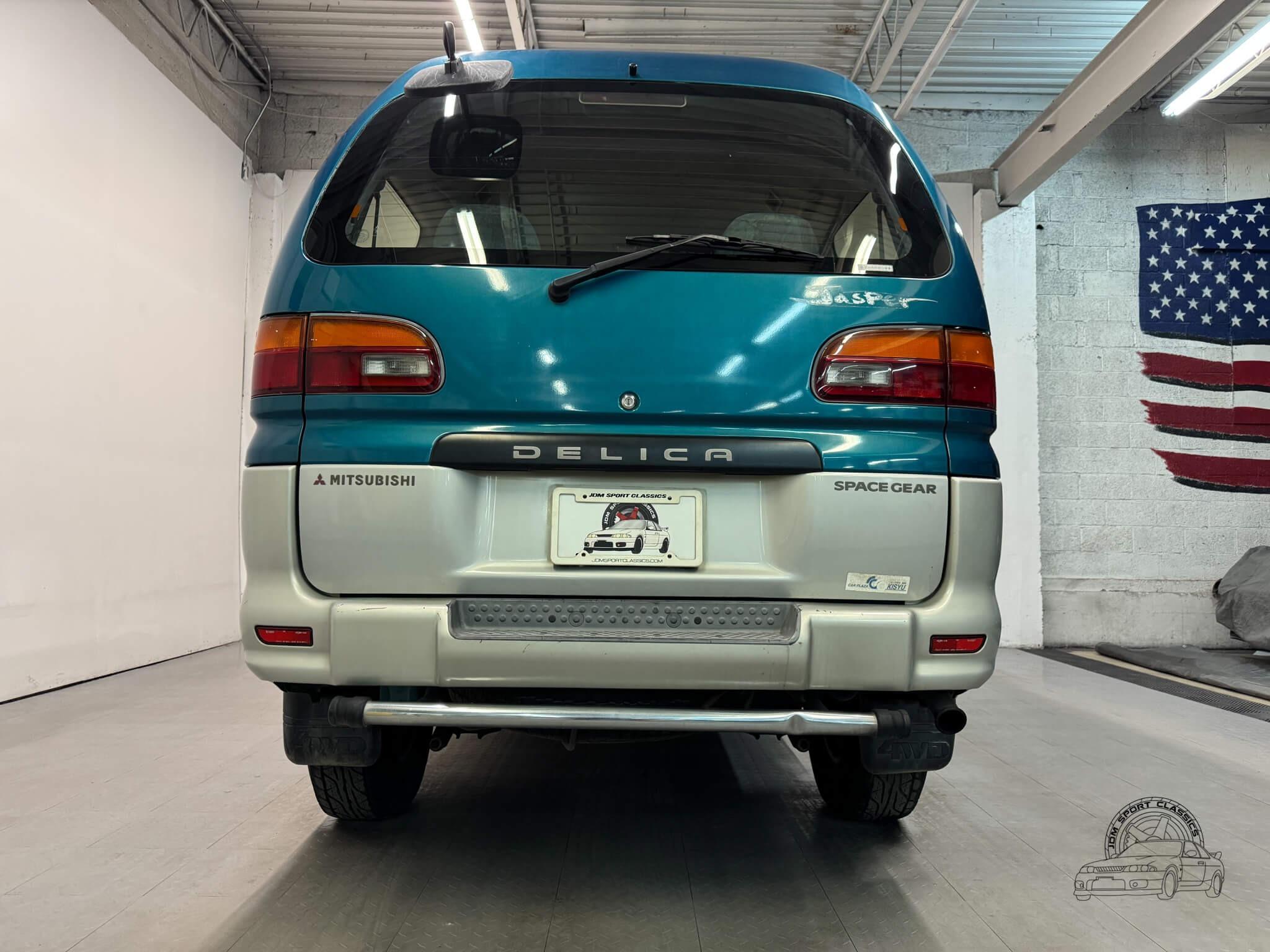 1997 Mitsubishi Delica Jasper Edition