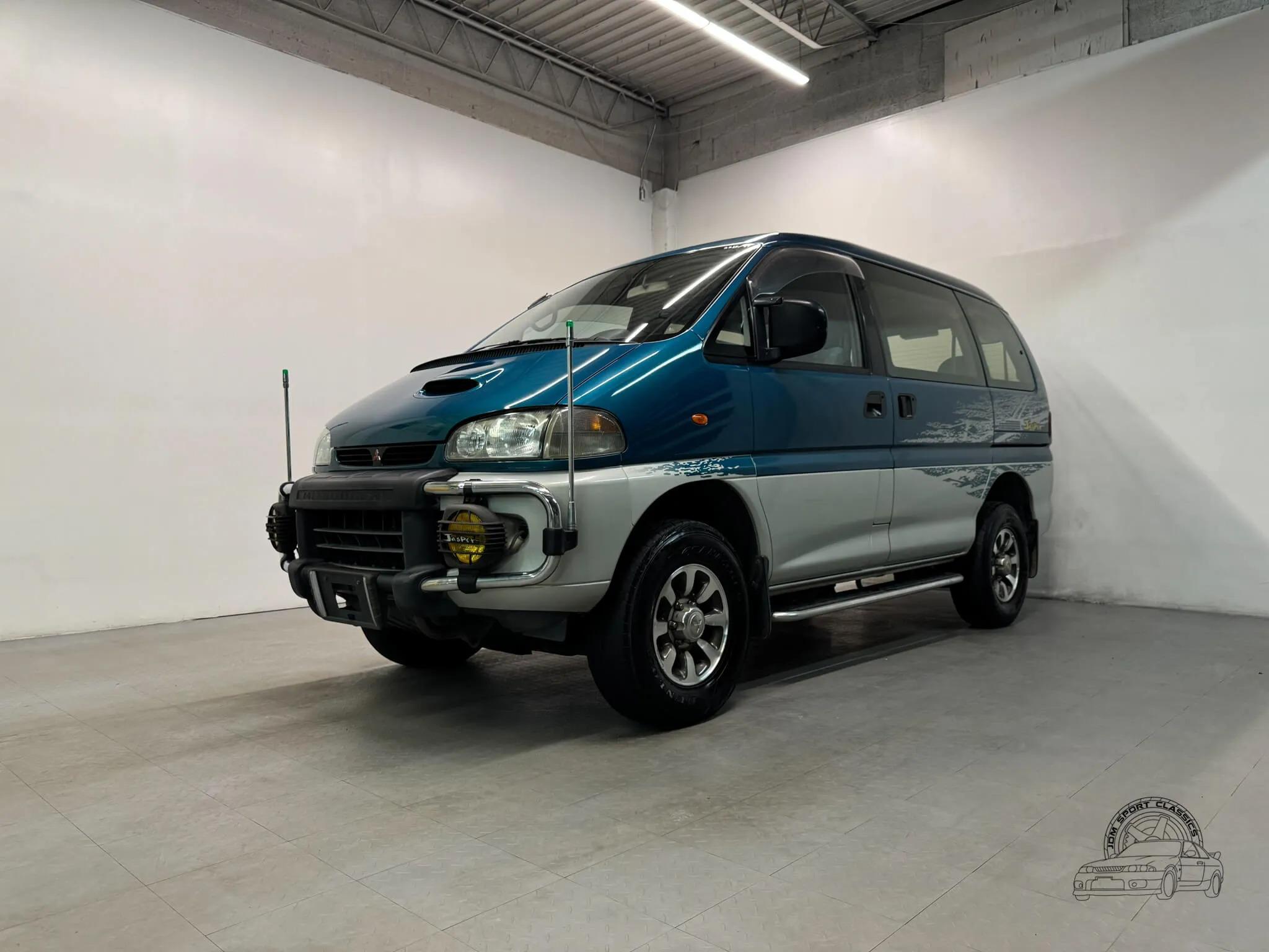 1997 Mitsubishi Delica Jasper Edition