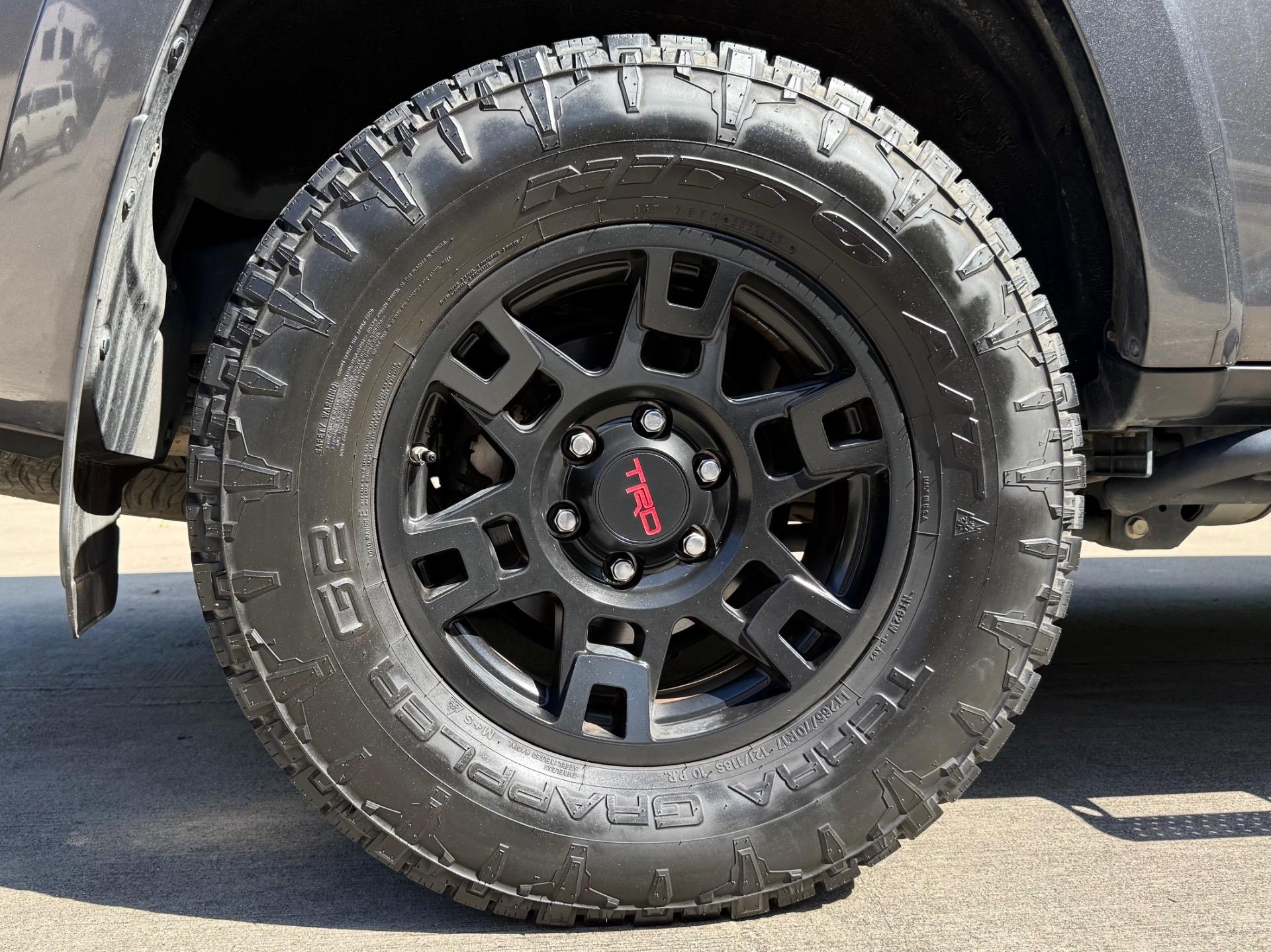 2019 Toyota 4Runner TRD Off-Road - 5
