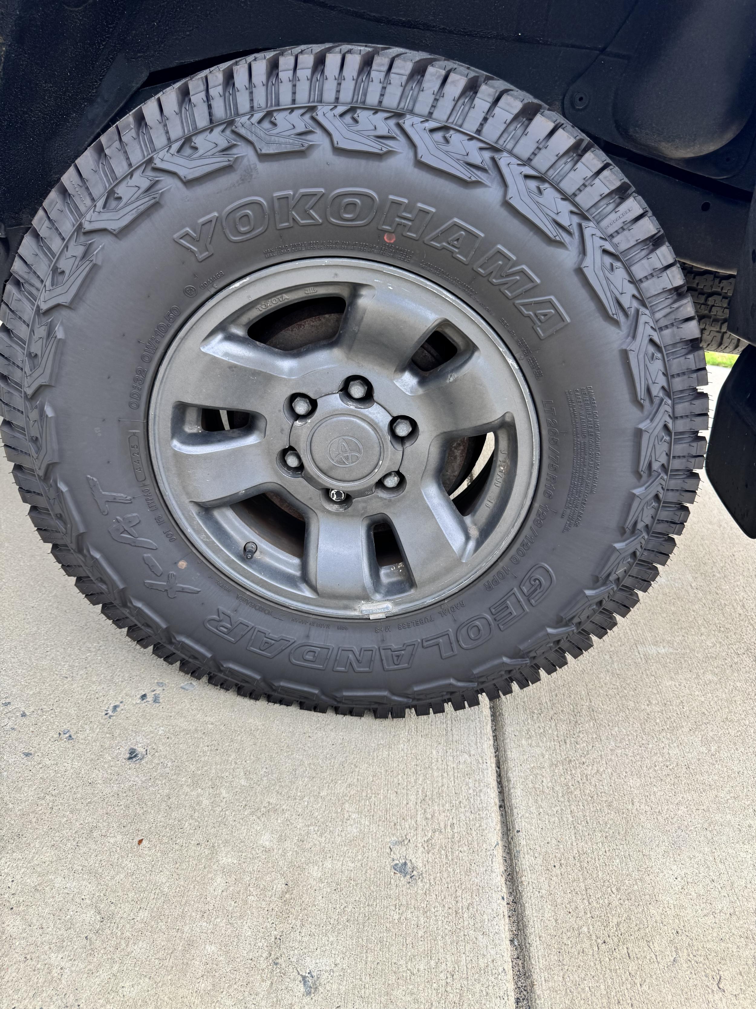 1999 Toyota Hilux Surf - 5