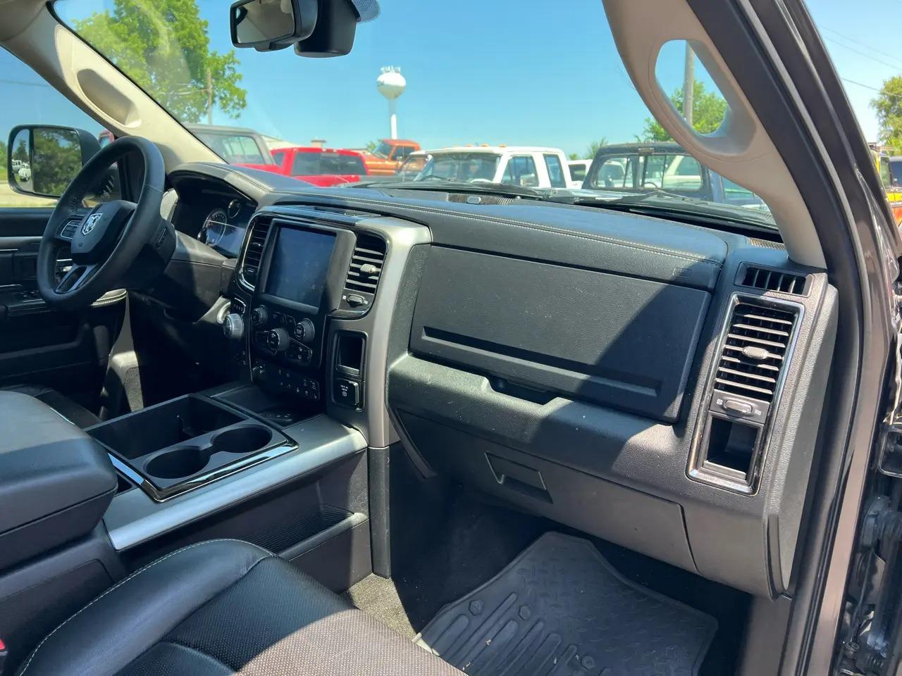 2015 RAM 1500 Sport