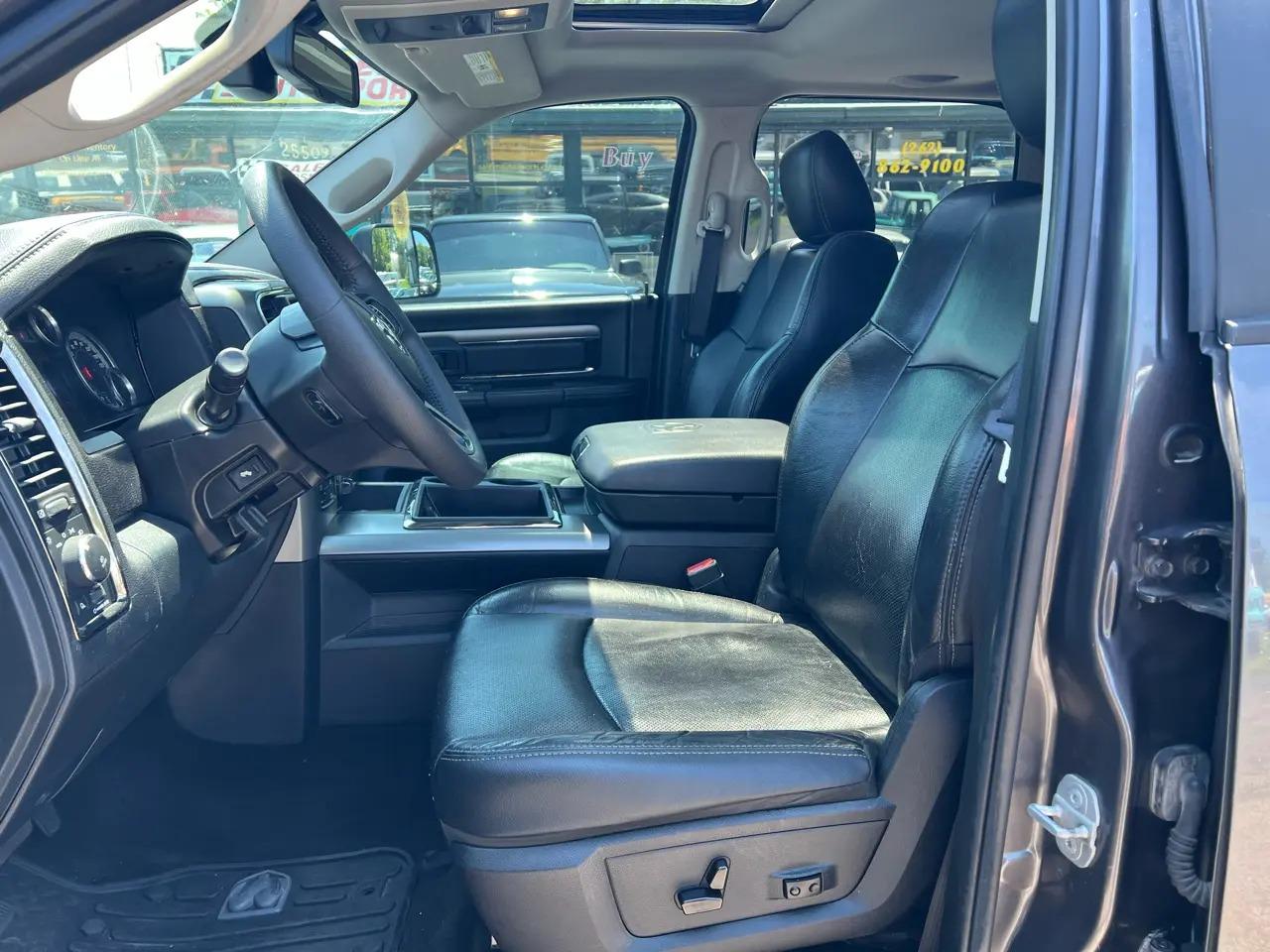 2015 RAM 1500 Sport