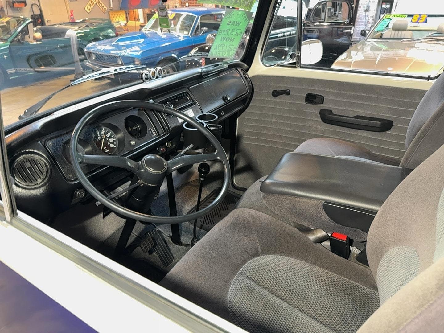 1977 Volkswagen Westfalia Camper Van