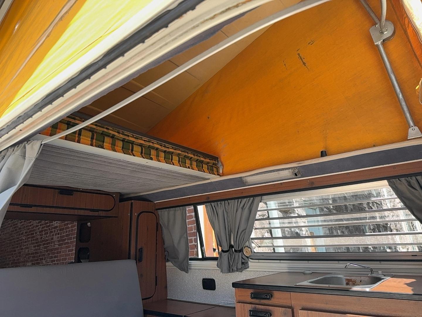 1977 Volkswagen Westfalia Camper Van