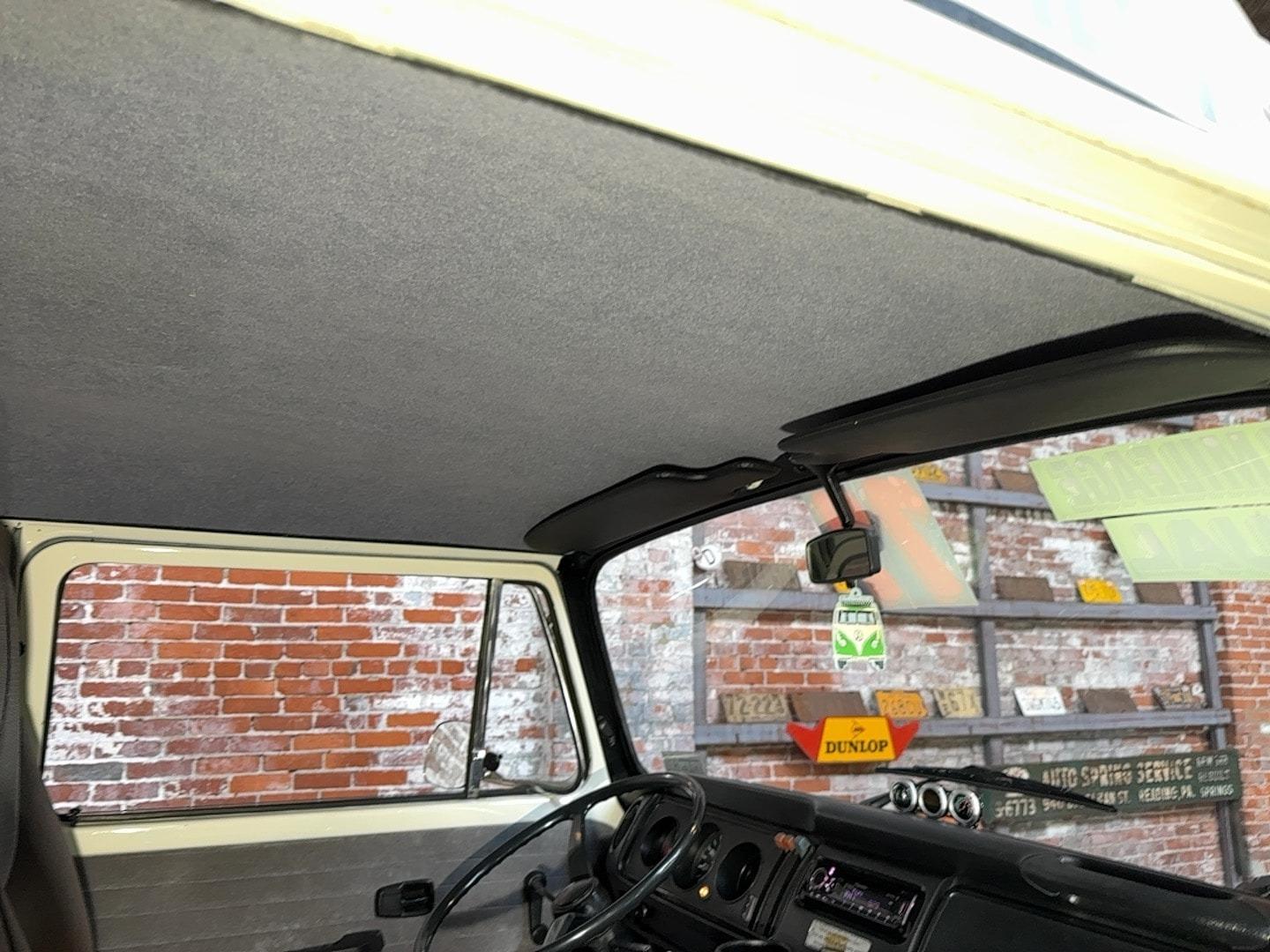 1977 Volkswagen Westfalia Camper Van