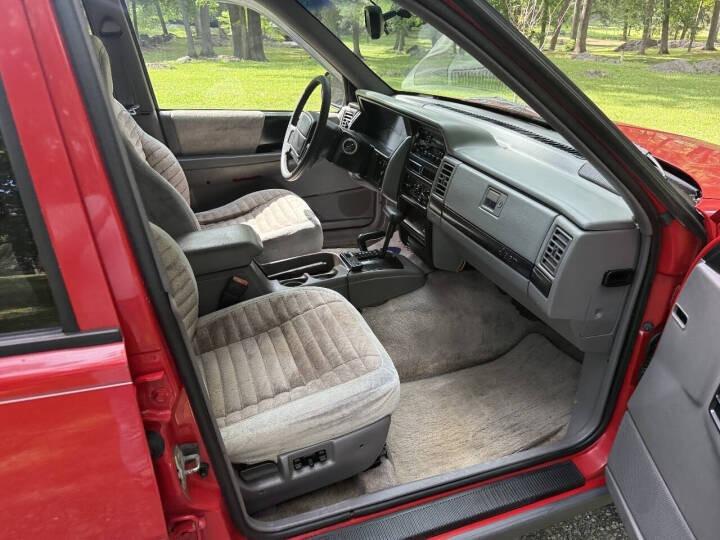 1995 Jeep Grand Cherokee Laredo