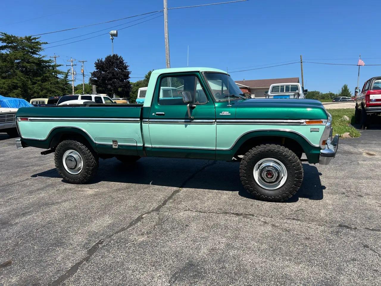 1979 Ford F-250 Ranger - 4